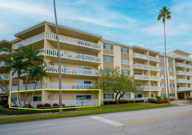 1st image of 1200 N Shore Dr Ne, St. Petersburg, FL 33701