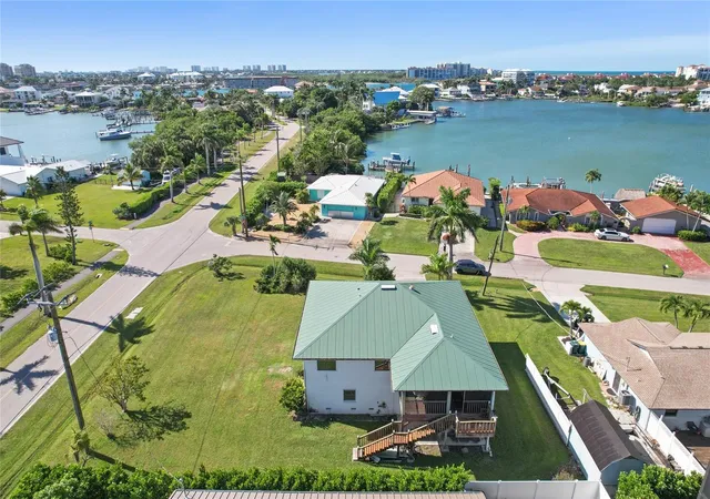 41st image of 103 Tahiti Cir, Naples, FL 34113 | MLS# TB8352684