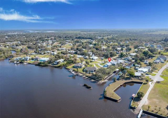 4th image of 541 Ridgecrest Dr, Punta Gorda, FL 33982 | MLS# TB8353254