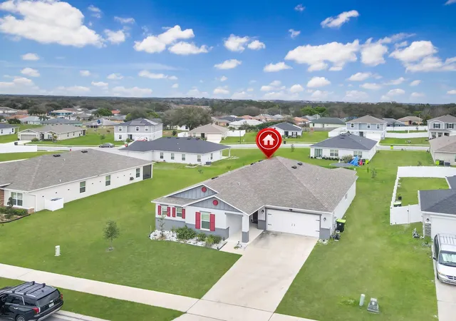 Photo 3 of Single family home for sale at 2220 Gladiolus Ln, Mascotte, FL 34753 | MLS# O6283195 | Listing updated on 2026-09-16