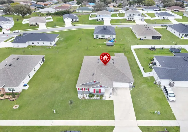 Photo 4 of Single family home for sale at 2220 Gladiolus Ln, Mascotte, FL 34753 | MLS# O6283195 | Listing updated on 2026-09-16