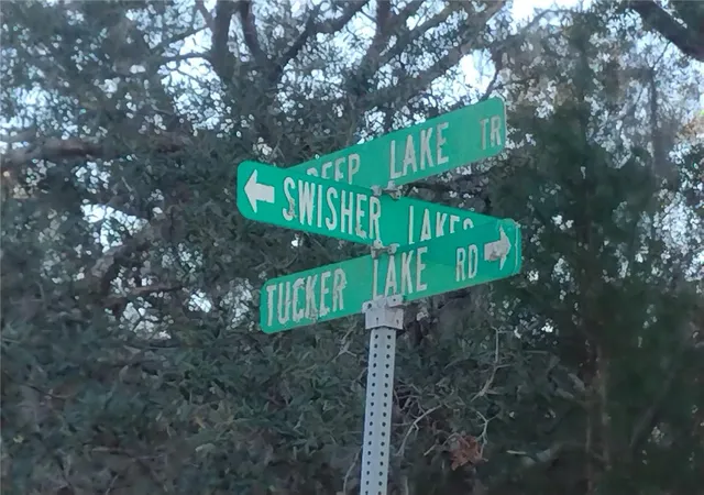 4th image of 89 Tucker Lake Rd, Melrose, FL 32666 | MLS# GC528461