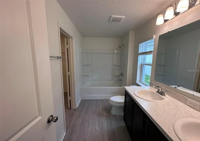 Photo 4 of Single family home for sale at 9081 Oscraft Dr, Davenport, FL 33896 | MLS# S5121549 | Listing updated on 2026-06-24