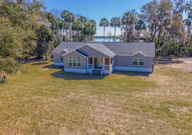 3rd image of 17482 Se 34Th Ln, Ocklawaha, FL 32179 | MLS# O6285464