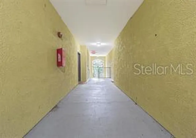 3rd image of 10205 Courtney Palms Blvd, Tampa, FL 33619