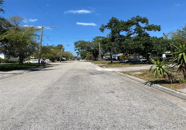 Photo 3 of Land for sale at 518 7th Avenue W, Palmetto, FL 34221 | MLS# A4642645 | Listing updated on 2026-02-02