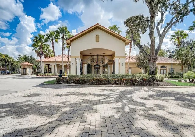 Listing Photo 2 - Condo for sale in building located at 8010 Tuscany Wy, Kissimmee, FL 33896 - Unit #5301