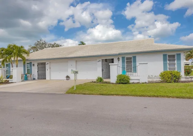 1st image of 7402 8th Ave W, Bradenton, FL 34209 | MLS# A4642939