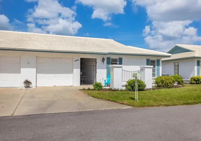 2nd image of 7402 8th Ave W, Bradenton, FL 34209 | MLS# A4642939