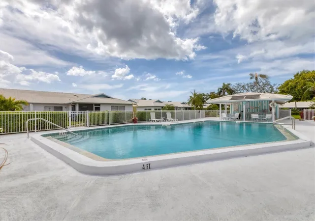 30th image of 7402 8th Ave W, Bradenton, FL 34209 | MLS# A4642939