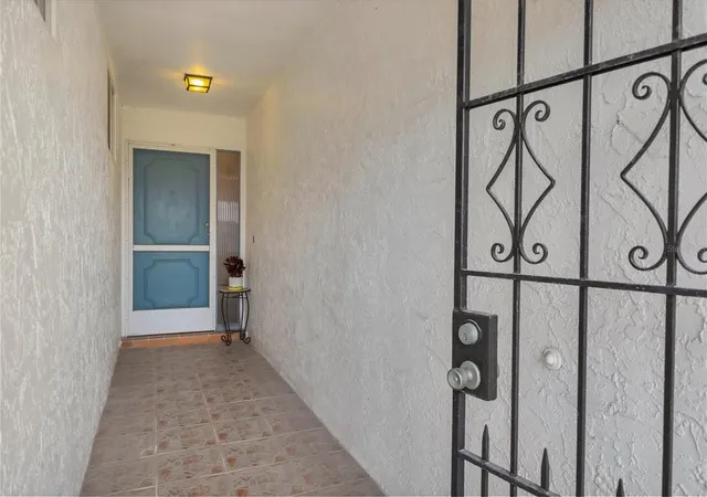 4th image of 7402 8Th Ave W, Bradenton, FL 34209 | MLS# A4642939
