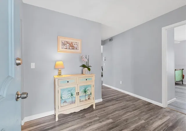 5th image of 7402 8Th Ave W, Bradenton, FL 34209 | MLS# A4642939