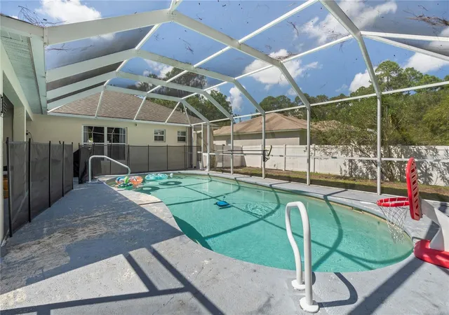 Homes for sale in Palm Coast, FL | 57 Ryarbor Dr, Palm Coast, FL 32164 | MLS# O6286456