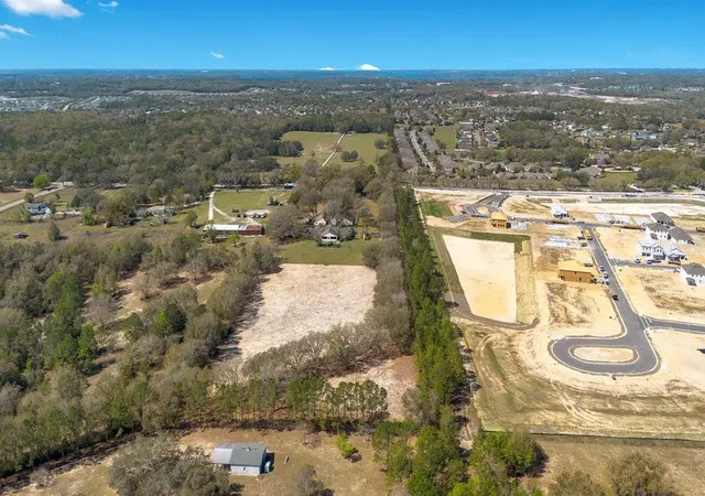 Photo 1 of Land for sale at 4649 Meadowland Dr, Mount Dora, FL 32757 | MLS# O6286774 | Listing updated on 2026-10-07