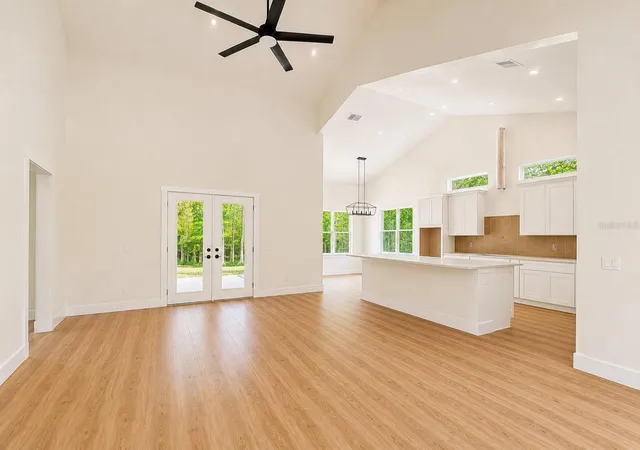 Photo 2 of Single family home for sale at 490 Riverwoods Trl, Chuluota, FL 32766 | MLS# O6287032 | Listing updated on 2026-09-28