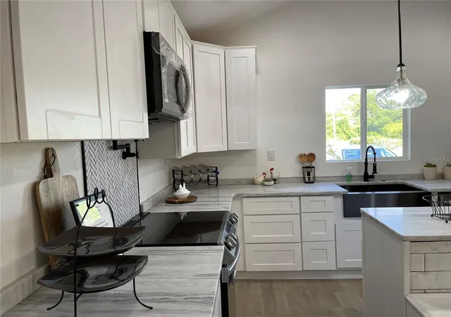 4th image of 1700 Hollywood Ave, Eustis, FL 32726 | MLS# G5093827
