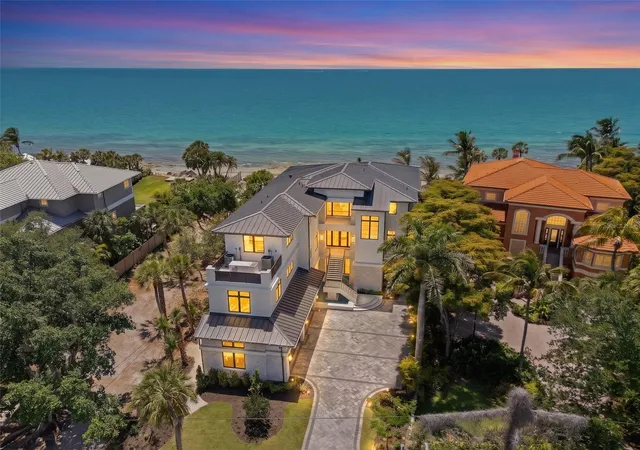 Photo 1 of Mansion for sale at 7324 Point Of Rocks Rd, Sarasota, FL 34242 | MLS# A4643281 | Listing updated on 2026-08-25