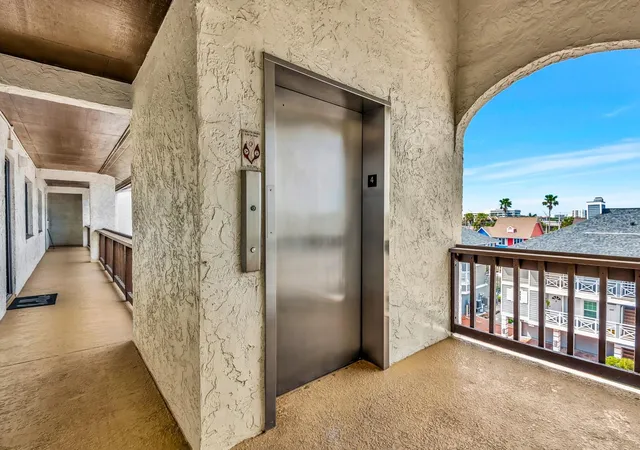 Listing Photo 5 - Condo for sale in building located at 1602 Stickney Pt Rd, Sarasota, FL 34231 - Unit #404