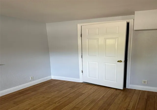 Photo 4 of Single family home for sale at 3718 19th Avenue S, Saint Petersburg, FL 33711 | MLS# TB8359287 | Listing updated on 2025-08-29