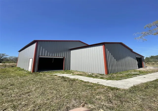 2nd image of 19100 County Road 33, Groveland, FL 34736 | MLS# G5093950
