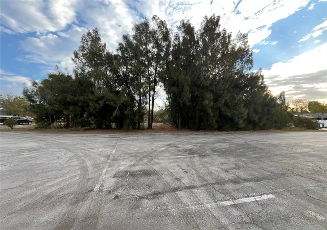 1st image of 3701 Fournier Ave, Mount Dora, FL 32757 | MLS# G5093959
