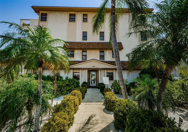 5th image of 479 E Shore Dr #8, Clearwater Beach, FL 33767 | MLS# TB8359493
