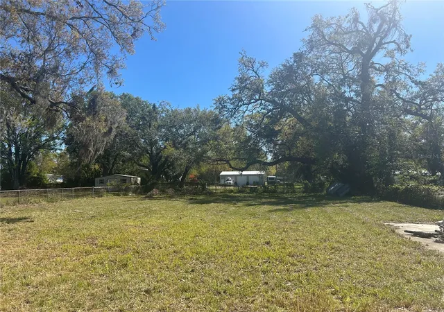 4th image of 7707 Gibsonton Dr, Gibsonton, FL 33534 | MLS# TB8359567