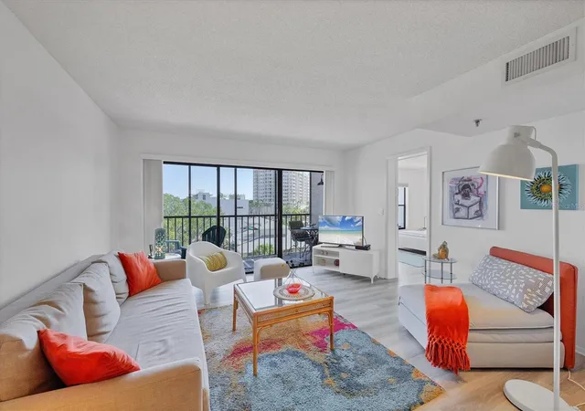 3rd image of 1001 Benjamin Franklin Dr #511, Sarasota, FL 34236 | MLS# A4643855
