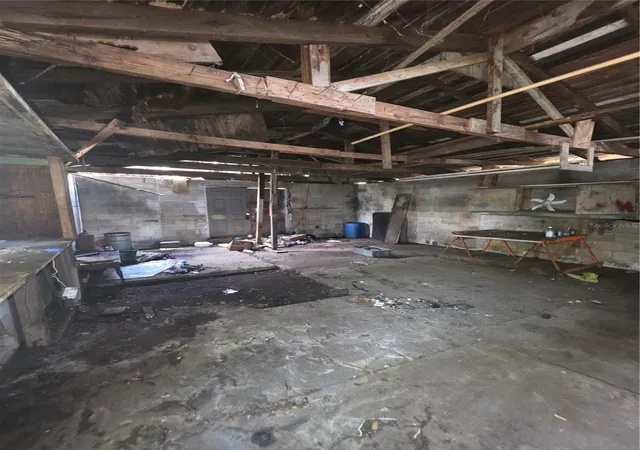 Photo 4 of Single family home for sale at 215 10th Wahneta St W, Winter Haven, FL 33880 | MLS# P4934066 | Listing updated on 2026-09-18