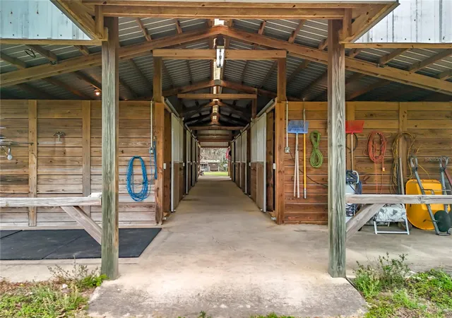 Photo 4 of Manufactured home for sale at 41204 Emeralda Is Rd, Leesburg, FL 34788 | MLS# O6288414 | Listing updated on 2026-10-06