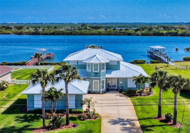 Photo 1 of Single family home for sale at 2019 S Riverside, Edgewater, FL 32141 | MLS# NS1084177 | Listing updated on 2026-05-08
