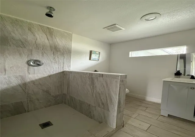 6th image of 3931 Avenue R Nw, Winter Haven, FL 33881 | MLS# O6288718