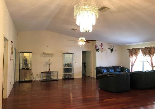 Photo 3 of Single family home for sale at 11716 Cr 672 Hwy, Riverview, FL 33579 | MLS# TB8360306 | Listing updated on 2025-03-12