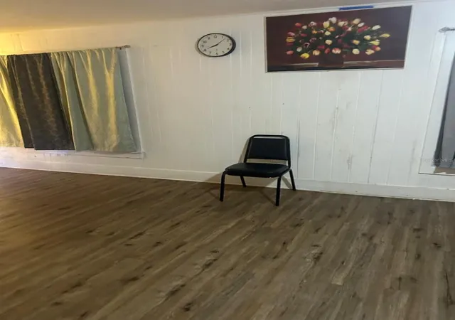 Photo 2 of Single family home for sale at 744 Myrtle Ave, Venice, FL 34285 | MLS# O6288757 | Listing updated on 2026-06-09