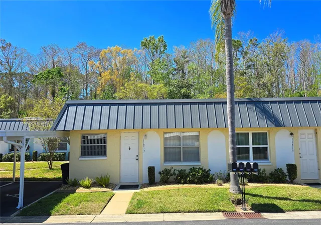 Condo for sale at 11817 Bayonet Ln, NEW PORT RICHEY, FL 34654 | MLS# W7873377