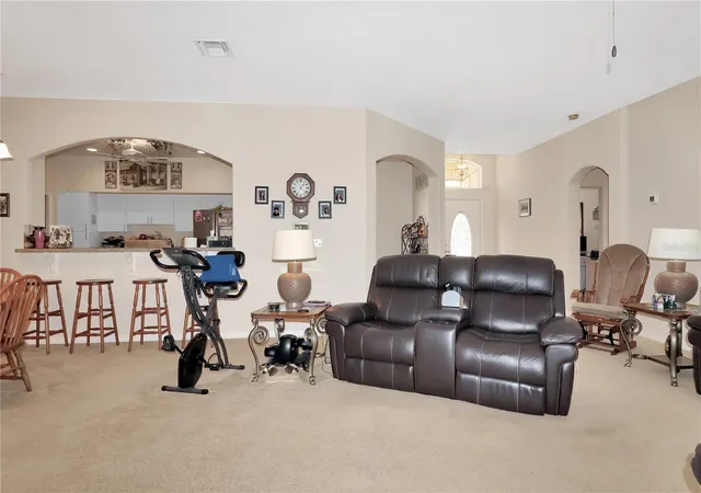Photo 4 of Single family home for sale at 20751 Queen Alexandra Dr, Leesburg, FL 34748 | MLS# G5094138 | Listing updated on 2026-10-03