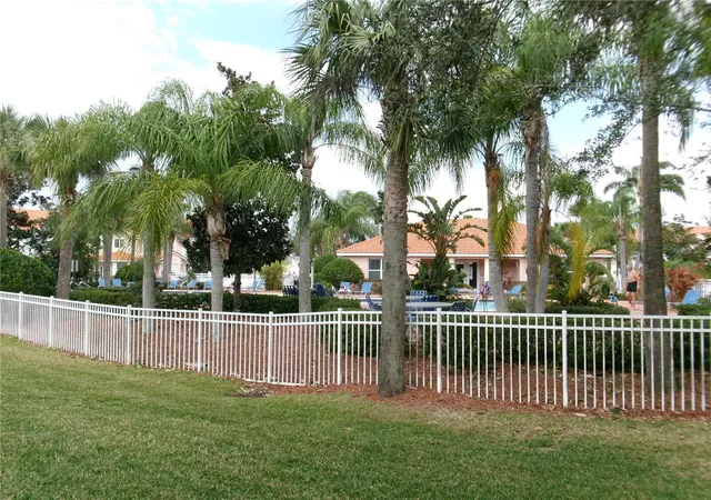 Photo 4 of Townhouse for sale at 1285 S South Cir, Kissimmee, FL 34746 | MLS# O6289956 | Listing updated on 2026-10-26