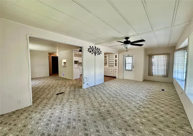 Photo 4 of Manufactured home for sale at 114 Jana Cir, Auburndale, FL 33823 | MLS# P4934136 | Listing updated on 2026-09-28