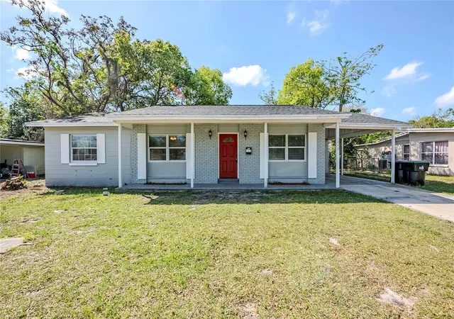 Photo 1 of Sale Pending at 5210 Grandview Dr, Orlando, FL 32808 | MLS# O6290359 | Listing updated on 2026-09-14