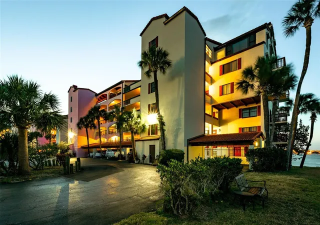 3rd image of 732 Marina Point Dr #7320, Daytona Beach, FL 32114 | MLS# V4941531