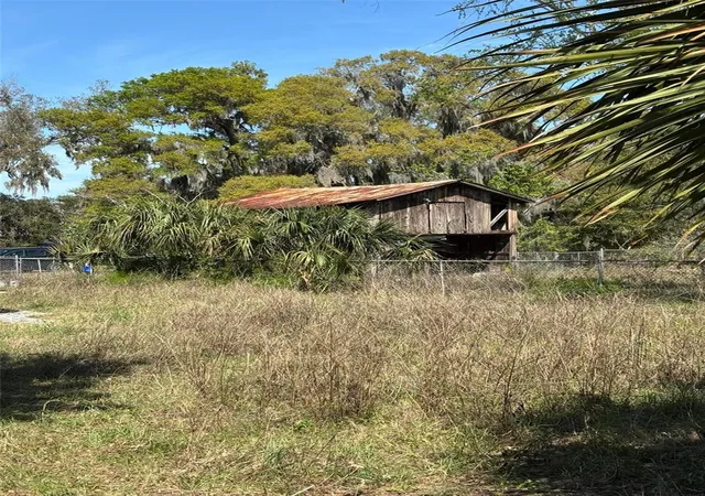 4th image of 1970 Mcbride Rd, Seville, FL 32190 | MLS# O6290525