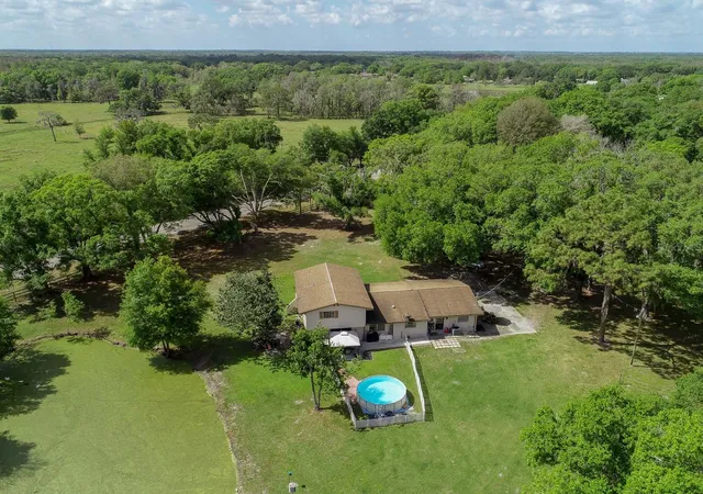 41st image of 4902 Five Acre Rd, Plant City, FL 33565 | MLS# TB8362974
