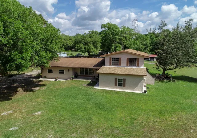 Photo 4 of Single family home for sale at 4902 Five Acre Rd, Plant City, FL 33565 | MLS# TB8362974 | Listing updated on 2026-09-22