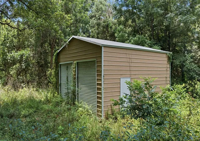 3rd image of 17400 Nw 120Th Ave Rd, Reddick, FL 32686 | MLS# OM697450