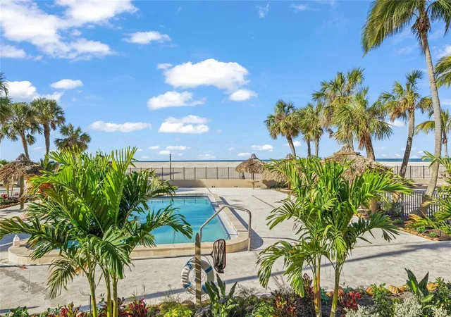 Photo 3 of Condo for sale at 1212 Benjamin Franklin Dr #102, Sarasota, FL 34236 | MLS# C7507070 | Listing updated on 2026-07-10