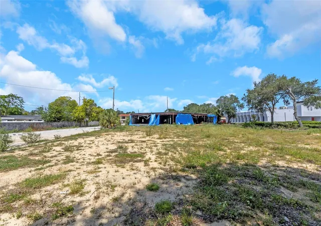 Homes for sale in Tampa, FL | 2711 N Macdill Ave, Tampa, FL 33607 | MLS# TB8363575