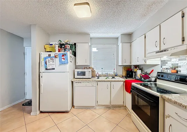 Homes for sale in Hialeah, FL | 6065 Nw 186Th St #312, Hialeah, FL 33015 | MLS# S5122966