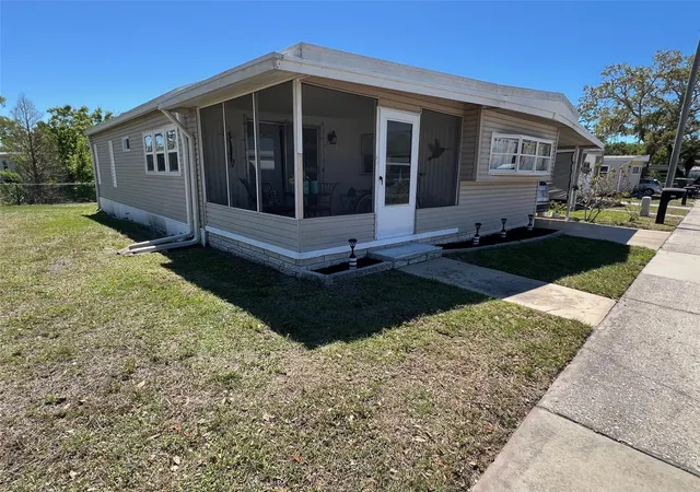 Photo 2 of Manufactured home for sale at 29250 US Hwy 19 N #294, Clearwater, FL 33761 | MLS# TB8364087 | Listing updated on 2026-06-03