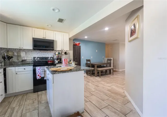 5th image of 724 Tradewinds Dr, Brandon, FL 33511 | MLS# TB8364133