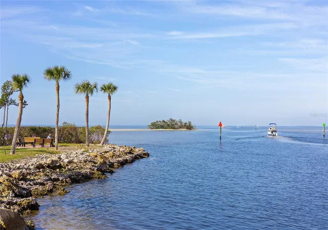 2nd image of 3230 Southshore Dr, PUNTA GORDA, FL 33955